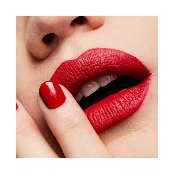 NWT MAC Retro Matte Lipstick in RUBY WOO 707 - Picture 7 of 11